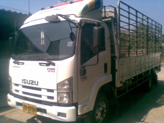 6 ล้อกลาง *EURO3*  ISUZU  FRR 210 แรงม้า *คอมมอนเรว* ยาว5.60 ม. * รถสวยเดิม สวยจริง *รถห้างแท้*