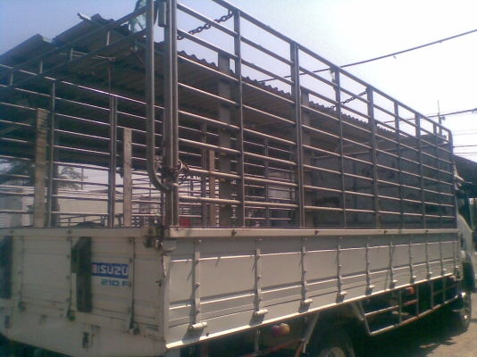 6 ล้อกลาง *EURO3*  ISUZU  FRR 210 แรงม้า *คอมมอนเรว* ยาว5.60 ม. * รถสวยเดิม สวยจริง *รถห้างแท้*