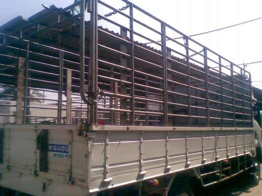 6 ล้อกลาง *EURO3*  ISUZU  FRR 210 แรงม้า *คอมมอนเรว* ยาว5.60 ม. * รถสวยเดิม สวยจริง *รถห้างแท้*