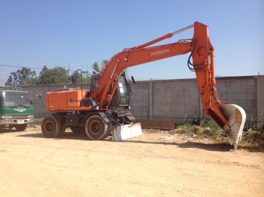 จำหน่ายรถแบคโฮรเก่าญี่ปุ่น Hitachi model: ZX160W