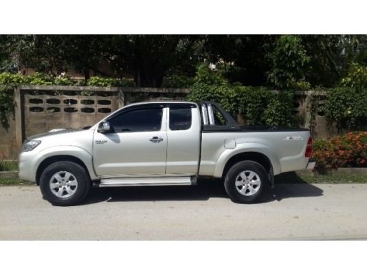 ขาย vigo champ prerunner 2.5e abs