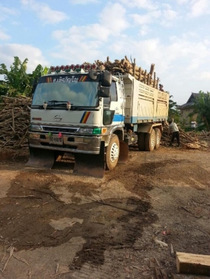 ขายรถบรรทุก10ล้อ hino