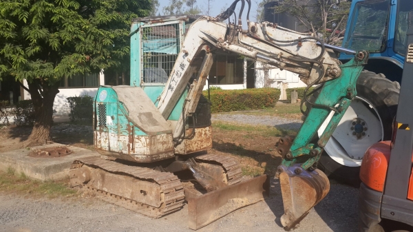ขาย แบคโฮ Komatsu PC28UU-1 แทร็กเหล็ก ราคาไม่แพงครับ