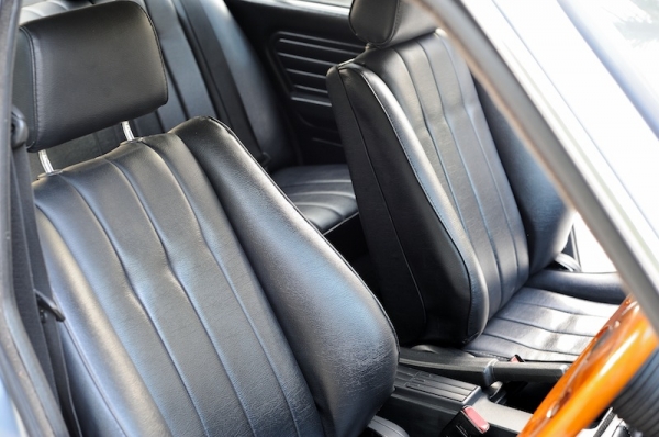 ขาย BMW E30 สองชั้น 4 ประตู สภาพเทพสุดในรุ่น