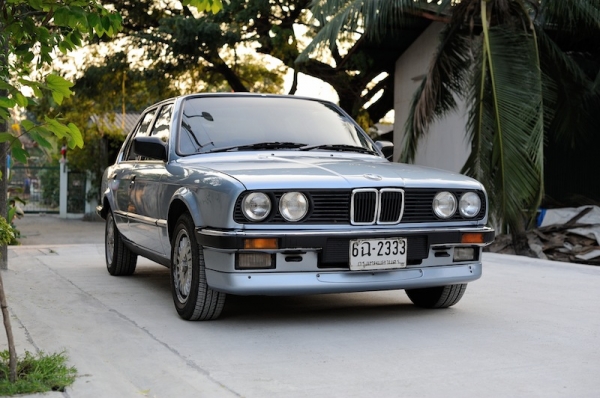 ขาย BMW E30 สองชั้น 4 ประตู สภาพเทพสุดในรุ่น