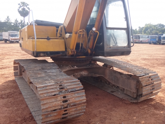 ขายด่วน  รถแบคโฮ  KOBELCO  SK200  เก๋งเทา  พร้อมใช้งาน   เอกสารเล่มทะเบียน