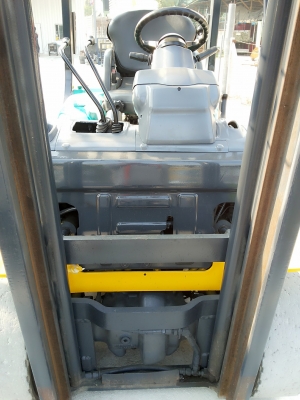 ขายKomatsu fg25-16 ขนาด2.5ตัน เสาสูง3เมตร เกียร์ออร์โต้ เครื่องเบนซิลk21รถญี่ปุ่นแท้ ราคาต่อรองได้0816161541