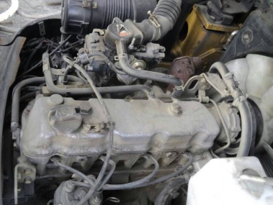 ขายKomatsu fg25-16 ขนาด2.5ตัน เสาสูง3เมตร เกียร์ออร์โต้ เครื่องเบนซิลk21รถญี่ปุ่นแท้ ราคาต่อรองได้0816161541