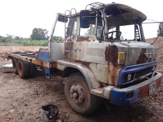 ขายด่วน  รถลากแบคโฮ   KT 725  สองเพลา เครื่อง195   มีสโลว์   พร้อมใช้งาน ไม่มีเล่มทะเบียน