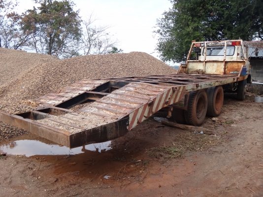 ขายด่วน  รถลากแบคโฮ   KT 725  สองเพลา เครื่อง195   มีสโลว์   พร้อมใช้งาน ไม่มีเล่มทะเบียน