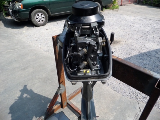 เครื่องเรือ SUZUKI 8 แรง หางสั้น สภาพสวยพร้อมใช้งาน