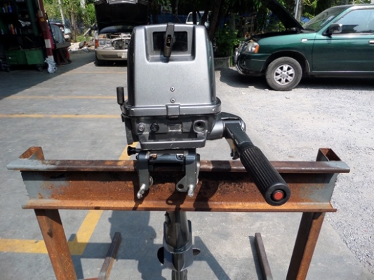 เครื่องเรือ SUZUKI 8 แรง หางสั้น สภาพสวยพร้อมใช้งาน