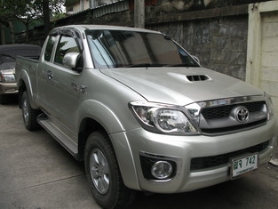 ขาย toyota vigo preruner เครื่อง2.5 e  ปี 2011 525,000 บาท