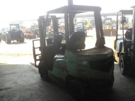 ขายMitsubishi fd25-f18c ขนาด2.5ตัน เสาสูง3เมตร เกียร์ธรรมดา เครื่องดีเซลS4Sงาคว่ำหงาย ชั่วโมงการใช้งาน4000กว่าชั่วโมง