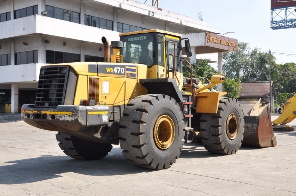 รถตักล้อยางKOMATSU WA 470-5