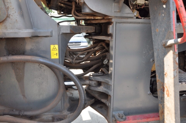 รถตักล้อยางKOMATSU WA 470-5