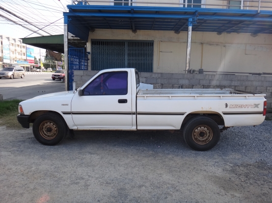 ขาย toyota mighty-x yn-85