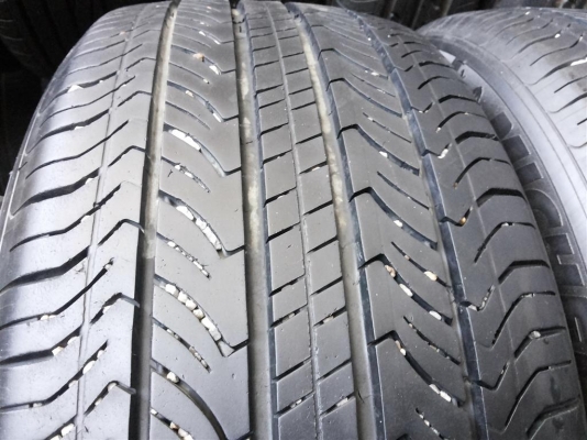 มิเชอลิน 225 50 17 ปี2011 ชุดเดียวกันทั้ง4เส้น  ดอกยางสวยๆ