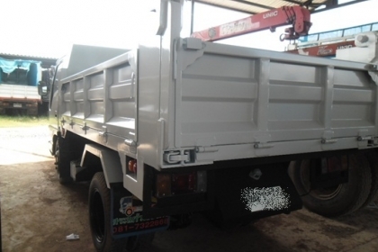 อีซูซุ NKR ดั้มกระป๋อง