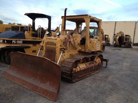 CAT D4E SN: 51X01272 นำเข้าจากอเมริกา ถึงไทยเร็ว ๆ นี้