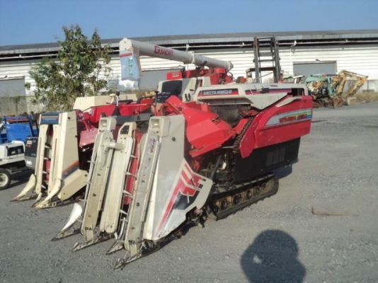 รถเกี่ยวข้าว mitsubishi 24แรง รถญี่ปุ่น นำเข้า ประหยัดค่าแรงงาน