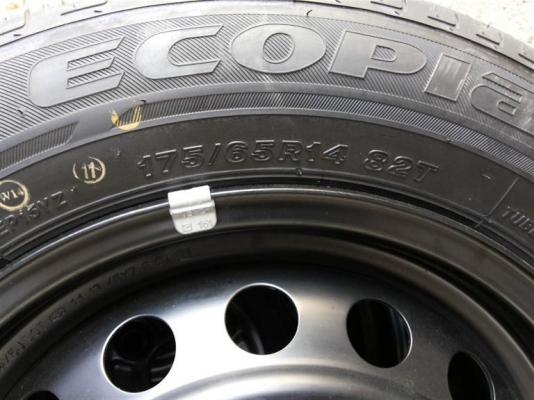 ล้อกะทะ Yaris บริสโตน 175 65 14 ปียาง4413 ป้ายแดง