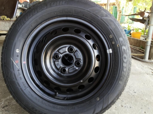 ล้อกะทะ Yaris บริสโตน 175 65 14 ปียาง4413 ป้ายแดง