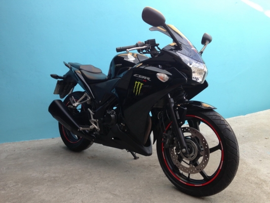 Honda CBR250i รุ่น Top ABS ราคา 67,500 บาท Honda CBR250i รุ่น Top ABS ราคา 67,500 บาท