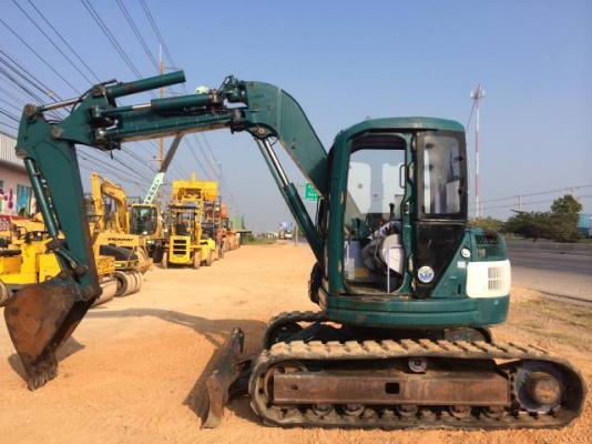 ขายรถแบคโฮ KOMATSU PC75UU-2 คอลโทรลสั้น ปั้มนิ้ว ชมVDOการทำงานได้ครับ นำเข้าจากญิ่ปุ่น