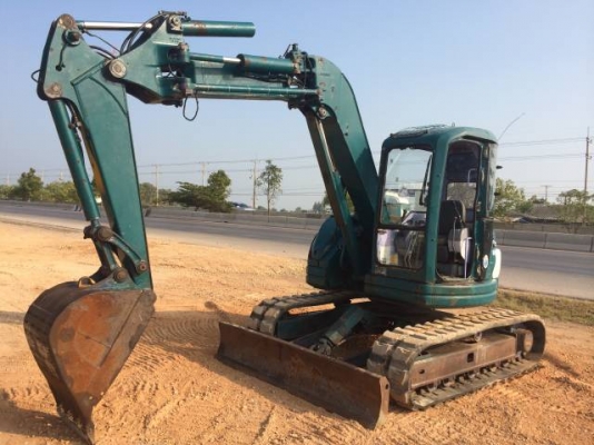 ขายรถแบคโฮ KOMATSU PC75UU-2 คอลโทรลสั้น ปั้มนิ้ว ชมVDOการทำงานได้ครับ นำเข้าจากญิ่ปุ่น ขายรถแบคโฮ KOMATSU PC75UU-2 คอลโทรลสั้น ปั้มนิ้ว ชมVDOการทำงานได้ครับ นำเข้าจากญิ่ปุ่น