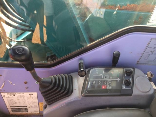 ขายรถแบคโฮ KOMATSU PC75UU-2 คอลโทรลสั้น ปั้มนิ้ว ชมVDOการทำงานได้ครับ นำเข้าจากญิ่ปุ่น ขายรถแบคโฮ KOMATSU PC75UU-2 คอลโทรลสั้น ปั้มนิ้ว ชมVDOการทำงานได้ครับ นำเข้าจากญิ่ปุ่น