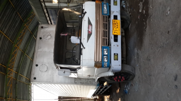 ขาย6ล้อฮีโน่ หน้ากากทองFF177ยาว7.30เมตร เครื่องEH700พวงมาลัยพาวเวอร์ รถออกห้างแท้ๆ สภาพดี