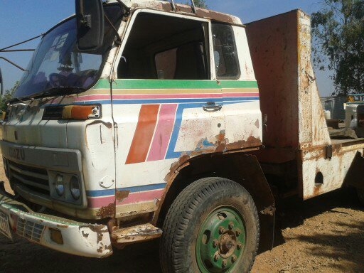 เทลเล้อ jcm วางเครื่อง175 ทิฟฟี่เพาเว้อ10ล้อเพลาเดียวชุดกระบอกดั้มพร้อมปั้มยังติดอยู่ที่รถใม่ใด้เอาออกครับ