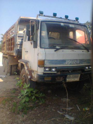 ขายรถบรรทุกสิบล้อดั๊มพ์ Isuzu 210 วางเครื่อง 240 ฝาดำ เกียร์ฟูลเลอร์ 2 เพลาดั๊มพ์ ทะเบียนพร้อม