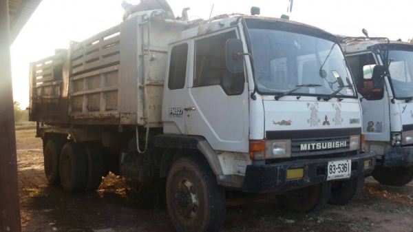 ขายด่วนไอ้หลงสองเพลาดั้มสิบสปีดเบรคใหญ่ราคาโคตรถูก ตามสภาพFN527MTD 4344โทร0801515451