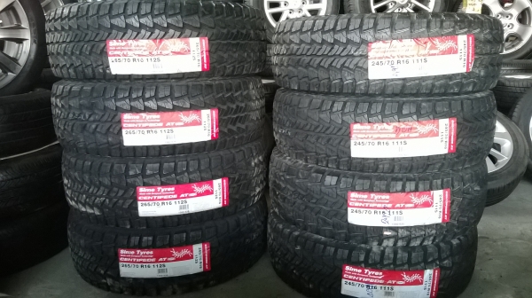 ขายยาง265 70 16 ใหม่ชุดละ11000
