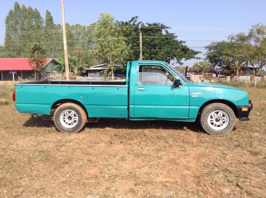 ขายรถกระบะ ISUZU KB เครื่อง 2500 ฝาทอง สตาร์ทติดง่าย คัสซีสวย ล้อแม็ก ยางเต็ม ทะเบียนเต็มพร้อมโอนครับ ขายรถกระบะ ISUZU KB เครื่อง 2500 ฝาทอง สตาร์ทติดง่าย คัสซีสวย ล้อแม็ก ยางเต็ม ทะเบียนเต็มพร้อมโอนครับ