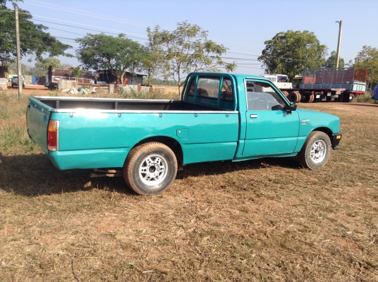 ขายรถกระบะ ISUZU KB เครื่อง 2500 ฝาทอง สตาร์ทติดง่าย คัสซีสวย ล้อแม็ก ยางเต็ม ทะเบียนเต็มพร้อมโอนครับ ขายรถกระบะ ISUZU KB เครื่อง 2500 ฝาทอง สตาร์ทติดง่าย คัสซีสวย ล้อแม็ก ยางเต็ม ทะเบียนเต็มพร้อมโอนครับ