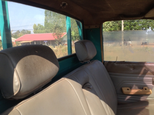 ขายรถกระบะ ISUZU KB เครื่อง 2500 ฝาทอง สตาร์ทติดง่าย คัสซีสวย ล้อแม็ก ยางเต็ม ทะเบียนเต็มพร้อมโอนครับ ขายรถกระบะ ISUZU KB เครื่อง 2500 ฝาทอง สตาร์ทติดง่าย คัสซีสวย ล้อแม็ก ยางเต็ม ทะเบียนเต็มพร้อมโอนครับ