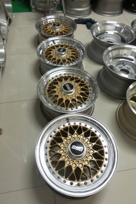 BBS RS 4/114แท้ทุกอย่าง15X6.5 ET17 สีใหม่ขอบหนา ไร้ซ่อม หมุดเดิม 4 วง 16000บาท BBS RS 4/114แท้ทุกอย่าง15X6.5 ET17 สีใหม่ขอบหนา ไร้ซ่อม หมุดเดิม 4 วง 16000บาท