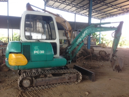 ขายรถแบคโฮ Pc30-7 หัวเก๋ง ตามสภาพ ช่วงล่างเต็ม เครื่อง/ปั๊มดี ราคาต่อรองได้