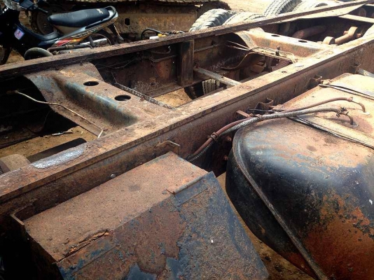 ***ขายแล้วครับขอบคุณ Truck2hand ขายหัวคัสซี 10ล้อเพลาเดียว ราคาเบาๆ HINO FL176 EH700 168HP เครื่องดีติดง่าย ช่วงล่างคัสซีดี มีสนิมบ้าง ไม่ผุไม่ดาม เพลาเดียวเดิมยางดี10เส้น หัวเดิม มีผุบ้างภายในสวยคอนโซลครบ เบรคเดิม ทำเทเลอร์ รถเกี่ยว/แบ็คโฮ ใส่กระบะล่อง ข