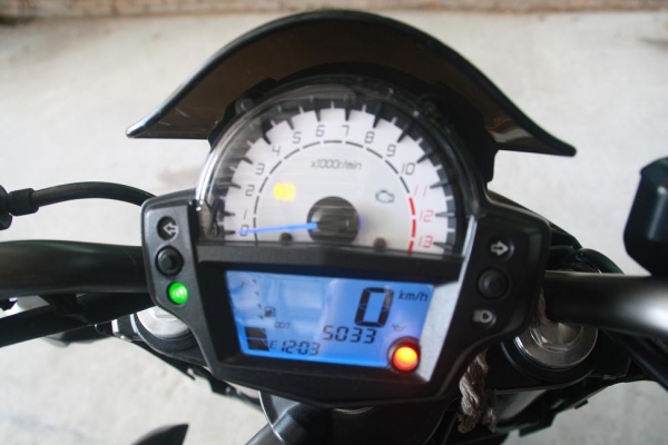 ขาย ER 6 N ABS ปี 2012 สภาพสวย ใสๆ ทะเบียนพร้อมโอน วิ่ง 5XXX 199000 ขาย ER 6 N ABS ปี 2012 สภาพสวย ใสๆ ทะเบียนพร้อมโอน วิ่ง 5XXX 199000