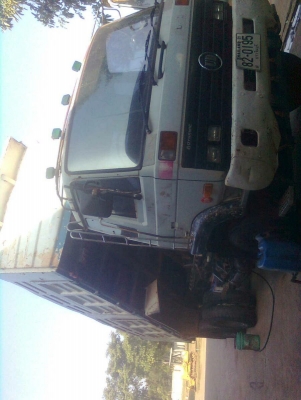 ขาย UD CW430M เครื่อง230แรง 2เพลาดั๊ม เครื่องดี คัทชีสวยคับ