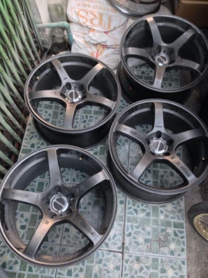 ขายล้อ โปรไดท์ ขอบ18  5/114  กว้าง8.5-9.5  สีเทากัล ไหม่มากๆ ครับ ถูกๆ 16000