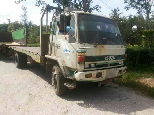 รถอีซูซุ 6 ล้อ FTR ท้ายลาด 165 แรงม้า.  สนใจติดต่อ 081 - 6079515