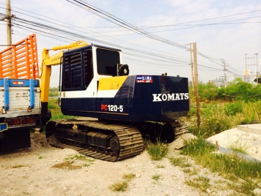 ขายรถแมคโครPC100-5 ไฟฟ้าครบ สภาพพร้อมใช้ สนใจติดต่อ บอย 085-156-2314