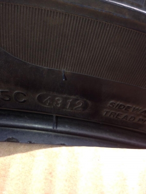 ขายล้อ S5R COSMIC BY KIKI ขอบ18 6รู พร้อมยาง ปี13 ดอกเต็มๆ 95\%+ ถูกๆ 21000 ครับ ขายล้อ S5R COSMIC BY KIKI ขอบ18 6รู พร้อมยาง ปี13 ดอกเต็มๆ 95\%+ ถูกๆ 21000 ครับ