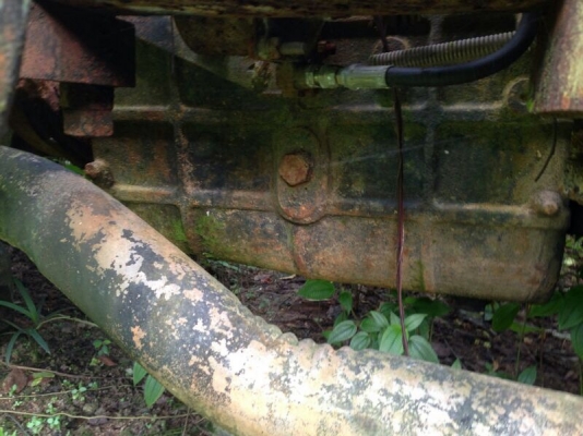 รถนิตสัน 10 ล้อ ท้ายลาด ติดเครน 3 ตัน. 260 แรงม้า.  สนใจติดต่อ 081 - 6079515