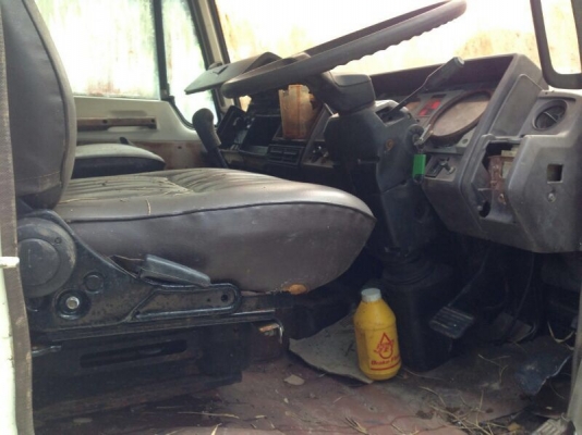 รถฮีโน่ 10 ล้อ FL - 176 รั้ว 168 แรงม้า.  สนใจติดต่อ 081 - 6079515